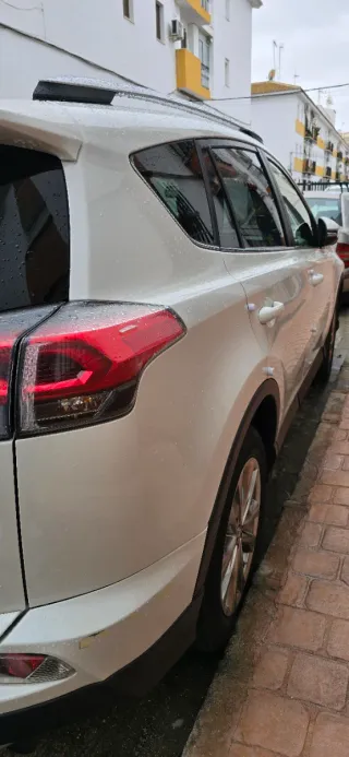 Toyota RAV4 2017