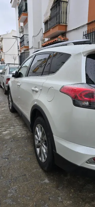 Toyota RAV4 2017