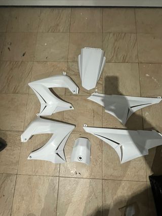 Carenados Derbi Senda Blancos