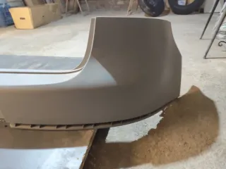 Paragolpes trasero Volkswagen Golf