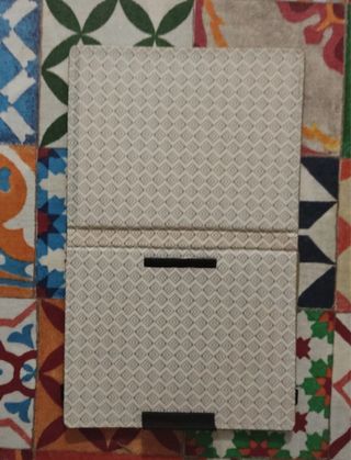 Cover Kobo Aura Originale Nera e Dorata