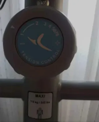 Bicicleta Elíptica Gris y Azul. Domyos, Decathlon.