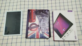 Lenovo Tab M10 con funda y teclado