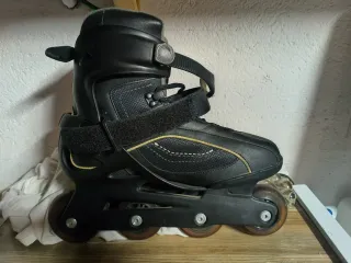 Patines en línea negros