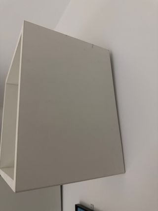 Cubo de almacenaje blanco