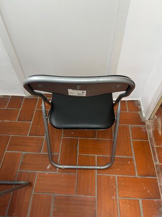 Sedie pieghevoli in metallo e plastica