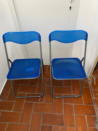 Sedie pieghevoli in metallo e plastica