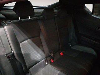 Toyota C-HR Hybrid Advance