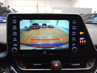 Toyota C-HR Hybrid Advance