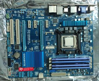 Placa Base Gigabyte GA-Z77-D3H+CPU i5+16 GB RAM