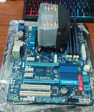Placa Base Gigabyte GA-Z77-D3H+CPU i5+16 GB RAM