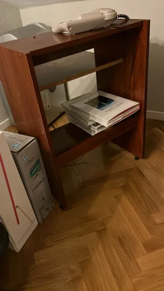 Escritorio de madera