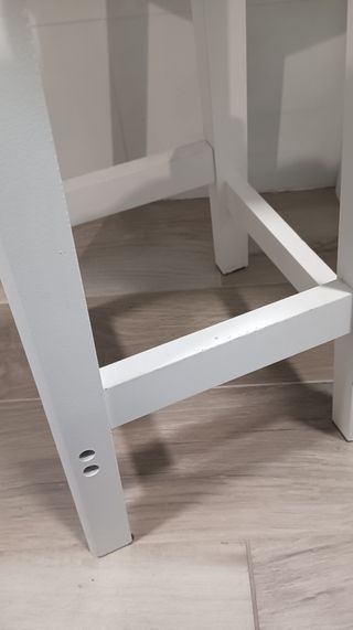 Mesa alta cocina con 2 taburetes