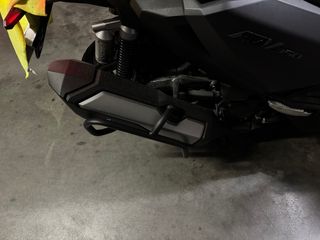 Honda ADV 350 Maxiscooter Automática