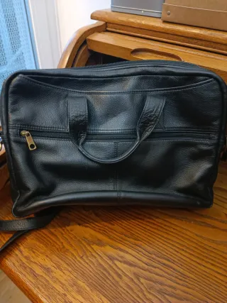 Maletín de piel CRIO negro