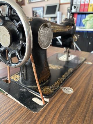 Máquina de coser Singer antigua
