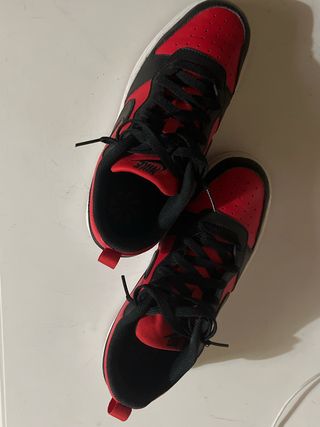 Nike Air Force 1 Rojas y Negras