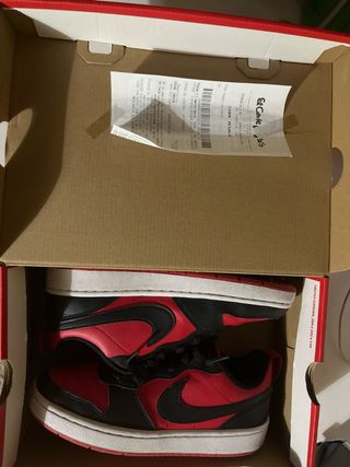 Nike Air Force 1 Rojas y Negras