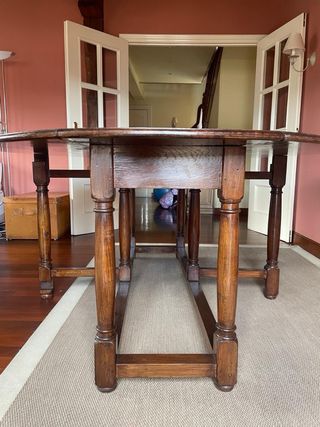 Mesa ovalada extensible madera maciza