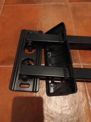 Soporte TV Articulado Extensible 54cm