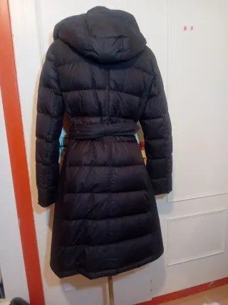 Abrigo Burberry Negro con Cinturón