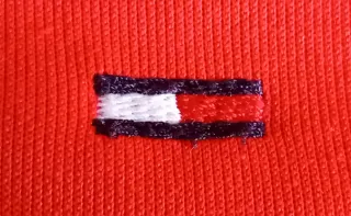 Chaqueta Roja Tommy Jeans.