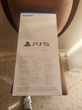 PlayStation 5 Slim 1TB con Mando presintada