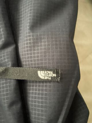 Chaqueta The North Face Impermeable Costó175