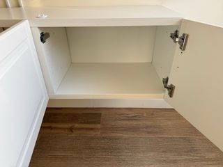 Mueble TV flotante blanco Precio negociable