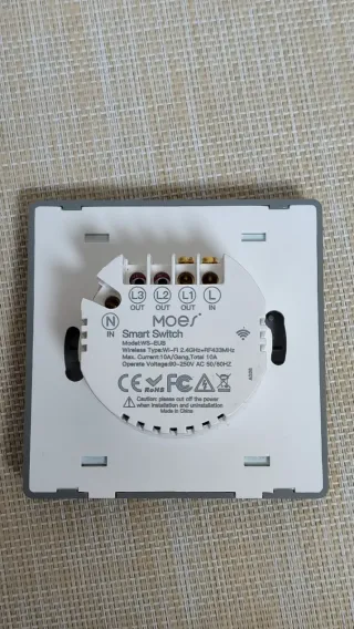 Interruptor pulsador luz eléctrico Moes WS-EUB WiF