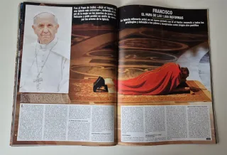 Revista HOLA, especial papa Francisco.