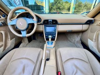 PORSCHE 911 CARRERA 4 CABRIO