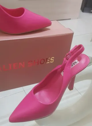 Scarpe fuxia numero 36  tacco 10cm