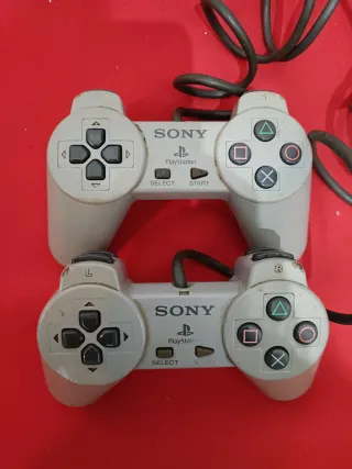 2 Mandos Sony PlayStation 1