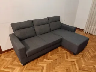 Sofá chaise longue gris tela