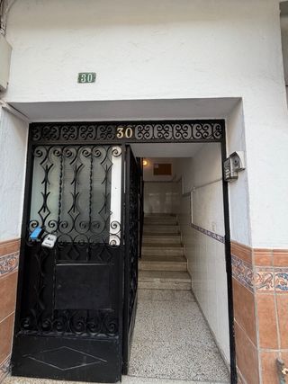 PISO EN CALLE PALANGREROS A 80 MTS DE LA PLAYA