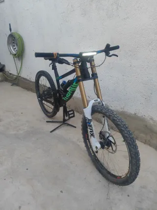 Bicicleta Canyon DHX