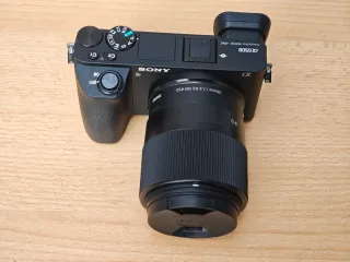 Objetivo Sigma 30mm F1.4 DC DN Sony E