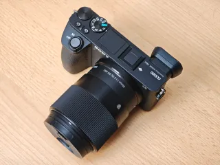 Objetivo Sigma 30mm F1.4 DC DN Sony E