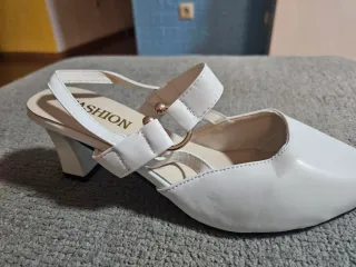 Zapatos blancos FASHION talla 40-41