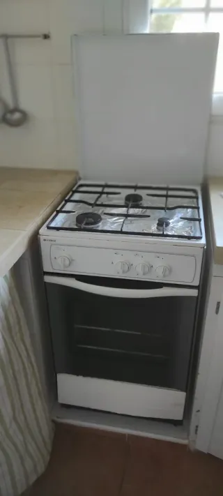 Cocina Indesit y Balay