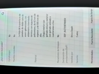 Puerta de garaje seccional motorizada