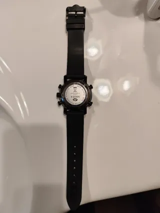 Reloj Marea Negro y Rojo