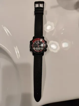 Reloj Marea Negro y Rojo