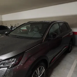 Peugeot 5008 con pocos kms y garantía oficial