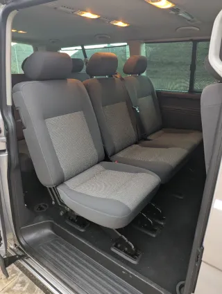 Volkswagen Caravelle 2011