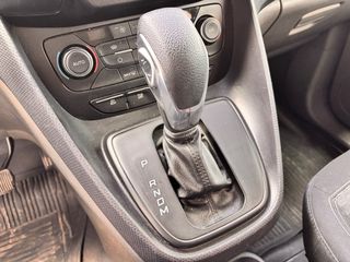 Ford Transit Connect L2 automatica