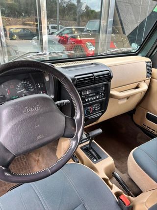 JEEP Wrangler 4.0 Techo Duro Auto