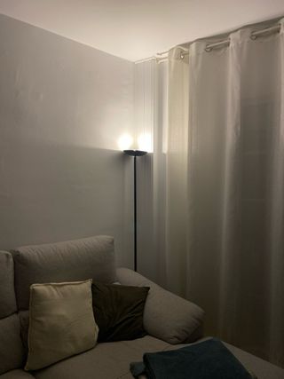 Lámpara de pie negra vintage