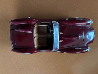 Maqueta Ferrari 250 Testa Rossa 1958 1:18